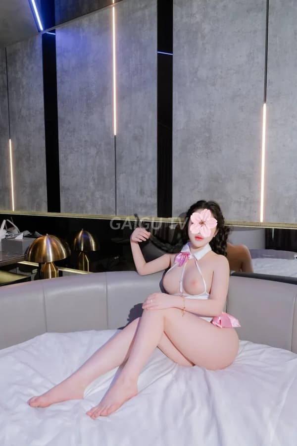Diệu Anh 18 tuổi hàng mới Quận 10 chỉ 800k 8