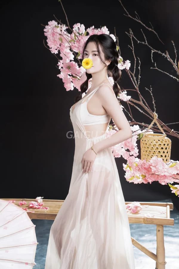 Lucky xinh dễ thương ngại ngùng nhiệt tình phục vụ 8