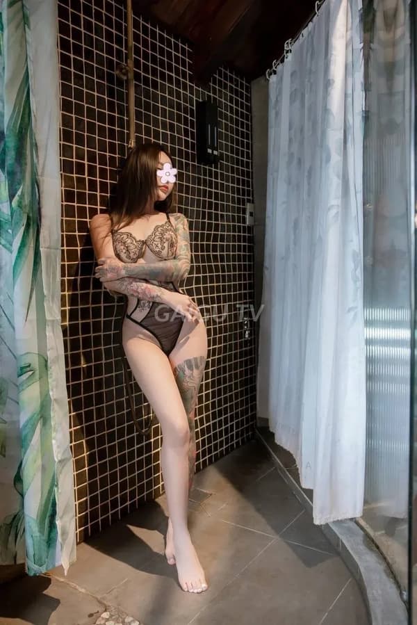 Huyền Châu xinh dáng chuẩn nhiệt tình nhẹ nhàng như người yêu 11