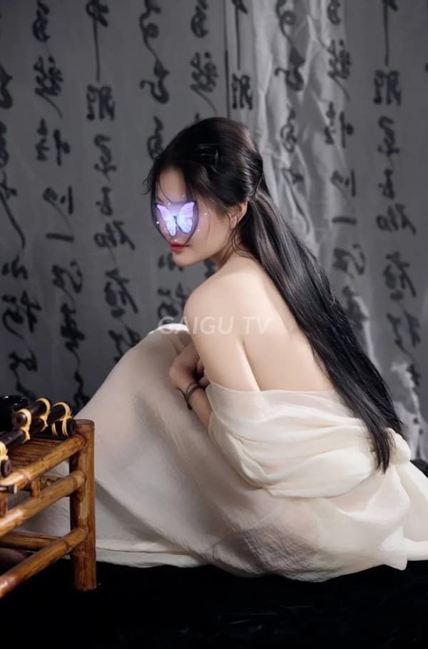 Ánh Vy Vũng Tàu 500k hàng xinh dáng chuẩn 18