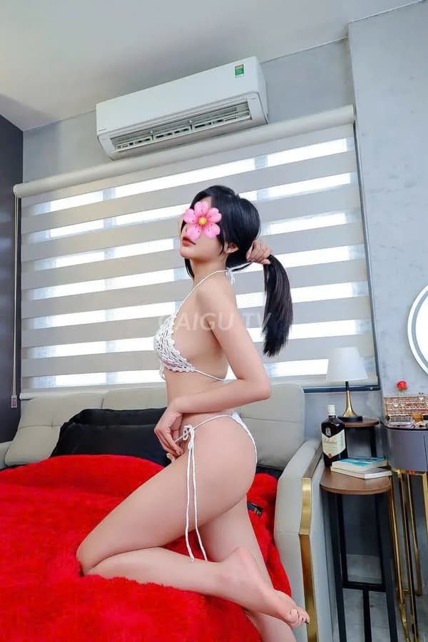 Vy Hồn chiều khách nhiệt tình 7