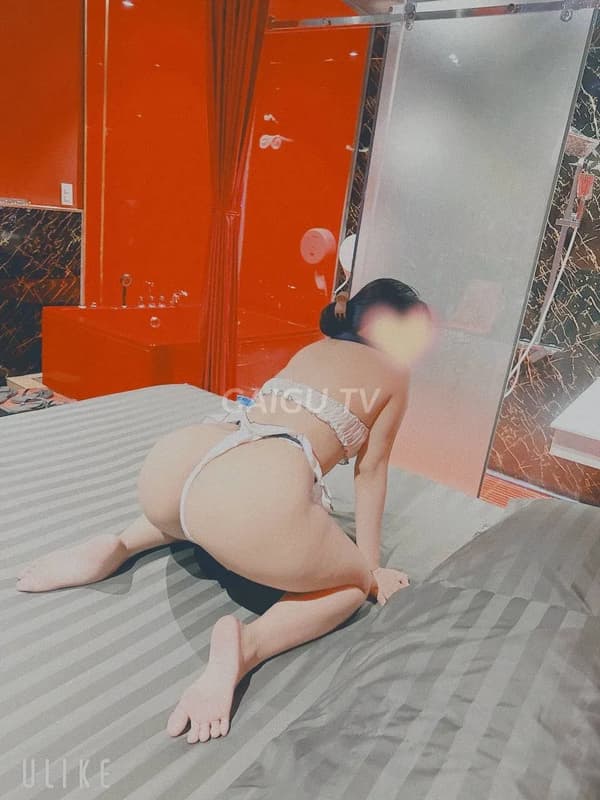 Mi Mi xinh dễ thương body hoàn hảo ngực to mông mẩy 11