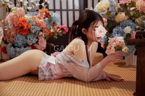 Kim Thảo Quận 8 23t dáng loli nét baby 1tr 4
