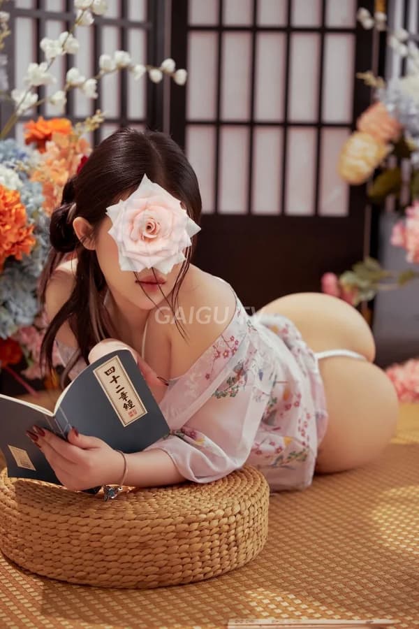 Kim Thảo Quận 8 23t dáng loli nét baby 1tr 8