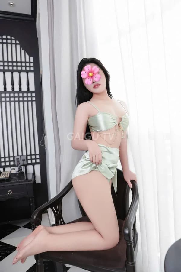 QUỲNH CHI 2002 HÀNG NGON-LỒN BÓT-BODY Phú Nhuận – 500k/shot 9