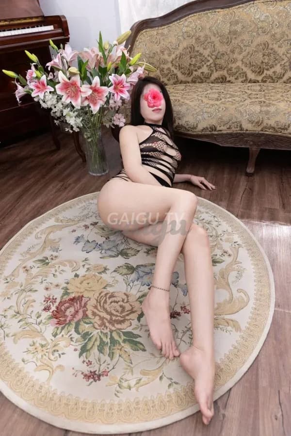 Thuý An face dân dã ngọt ngào giọng miền Nam 11