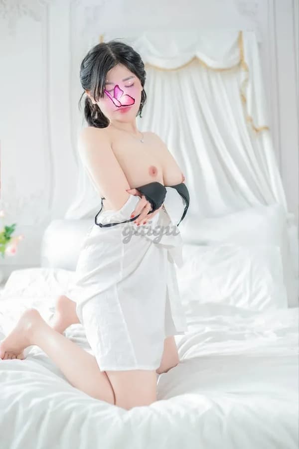 Quyên Quyên dậm đãng như người yêu thật sự 10