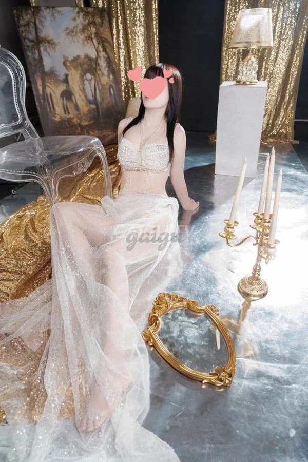 Ngọc Lan dáng nhỏ nhắn phục vụ nhiệt tình như người yêu 6