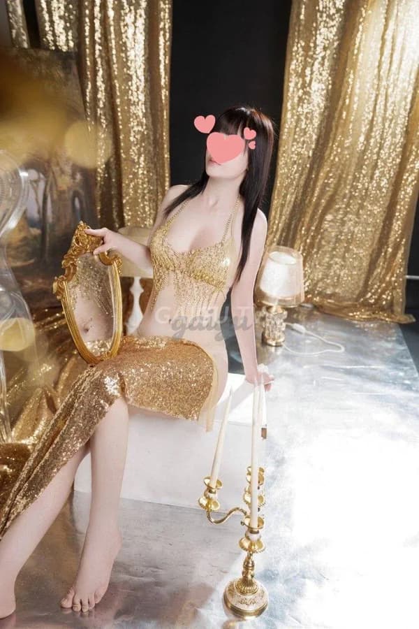 Ngọc Lan dáng nhỏ nhắn phục vụ nhiệt tình như người yêu 8