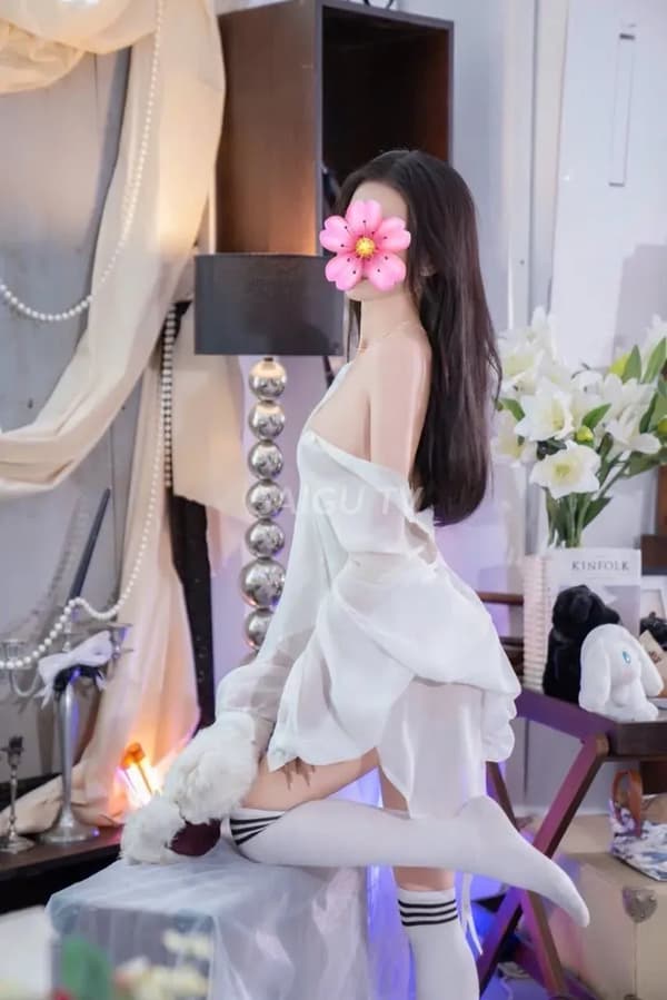 Cum Alo phục vụ nhẹ nhàng ân cần như người yêu 14