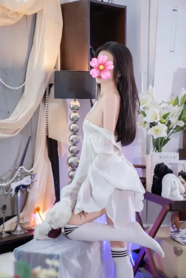 Cum Alo phục vụ nhẹ nhàng ân cần như người yêu 17