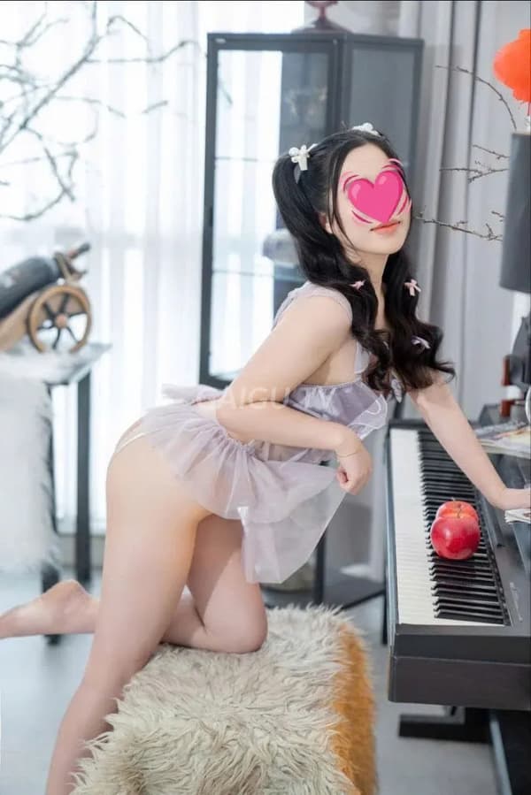 Hàng Gò Vấp: New Hót Teen 2k6 Bé Gia Hân Baby Dễ giá 500k 16