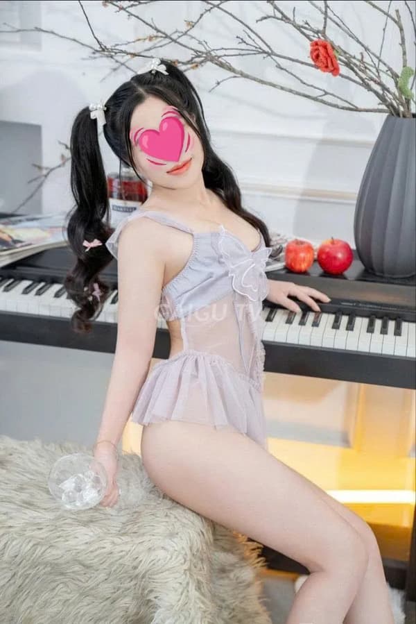 Hàng Gò Vấp: New Hót Teen 2k6 Bé Gia Hân Baby Dễ giá 500k 19