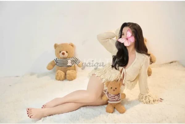 Bạch Tuyết xinh xắn nhẹ nhàng chiều khách như người yêu 8