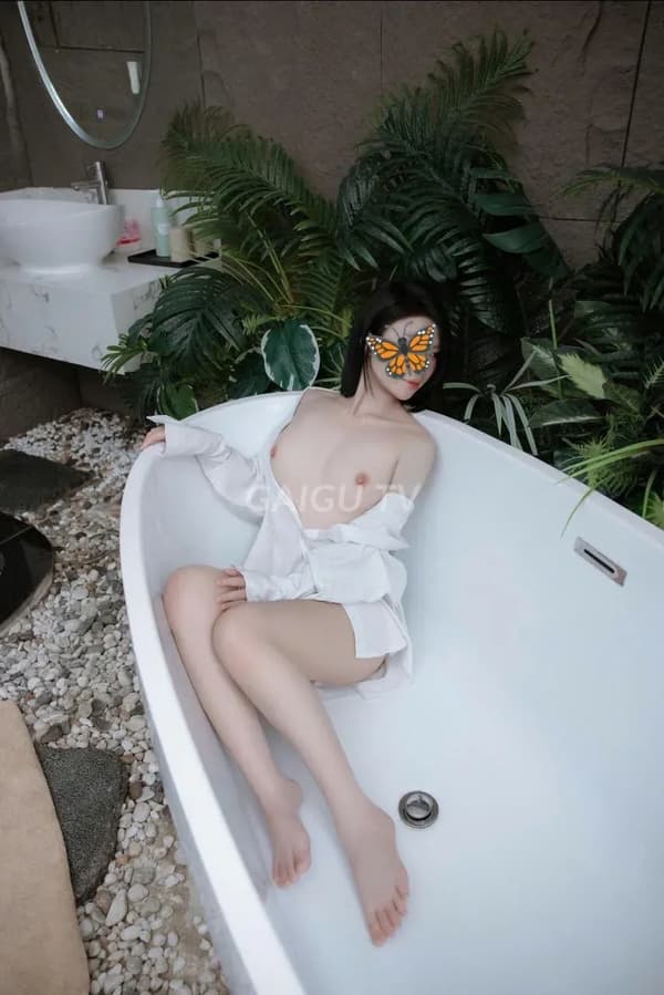 Nhã vy chiều khách ngọt ngào như người yêu 9