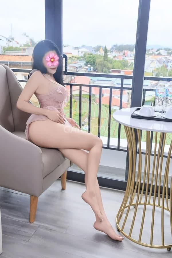 Gái gọi Đà Lạt Sam Duyên Dáng 400k 11