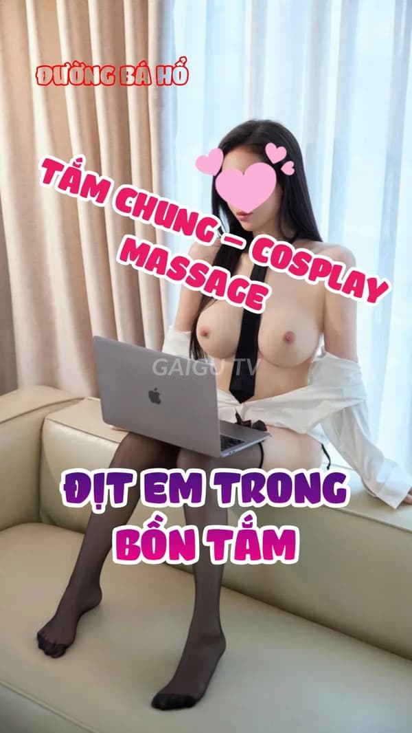 Vú bự xinh đẹp nóng bỏng nhiệt tình như người yêu Bự Xuka 2