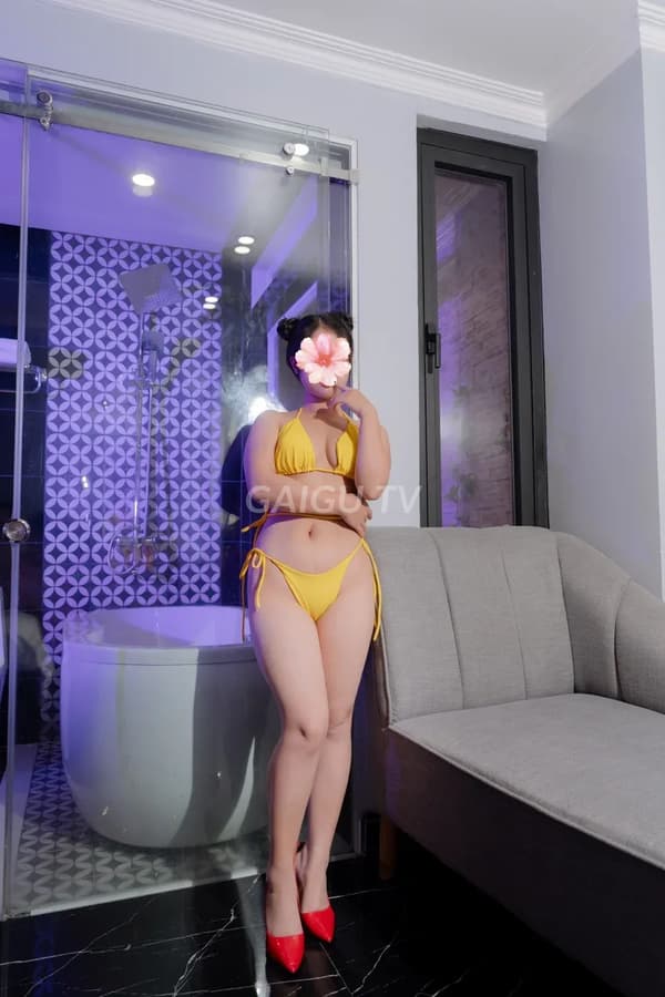 Gái gọi Rạch Giá KIM TIỀN 400k 3