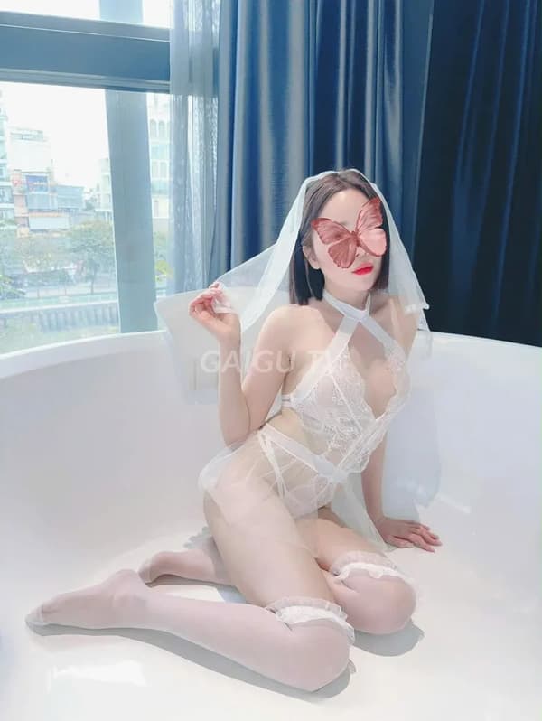Sara Quận 10 Sài Gòn 1tr 4