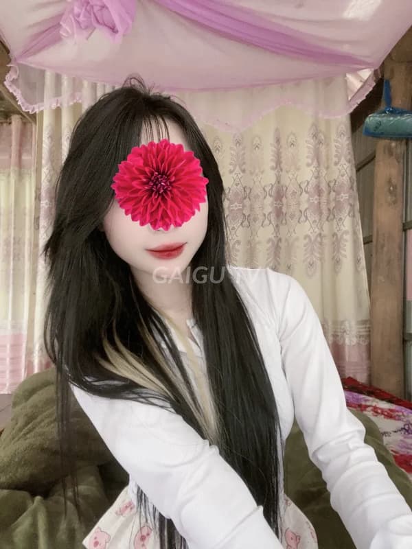 BÉ THUÝ XINH NON VÚ TO LỒN HỒNG 1.200k Cầu Giấy – 69 · BJ · 18 tuổi 2