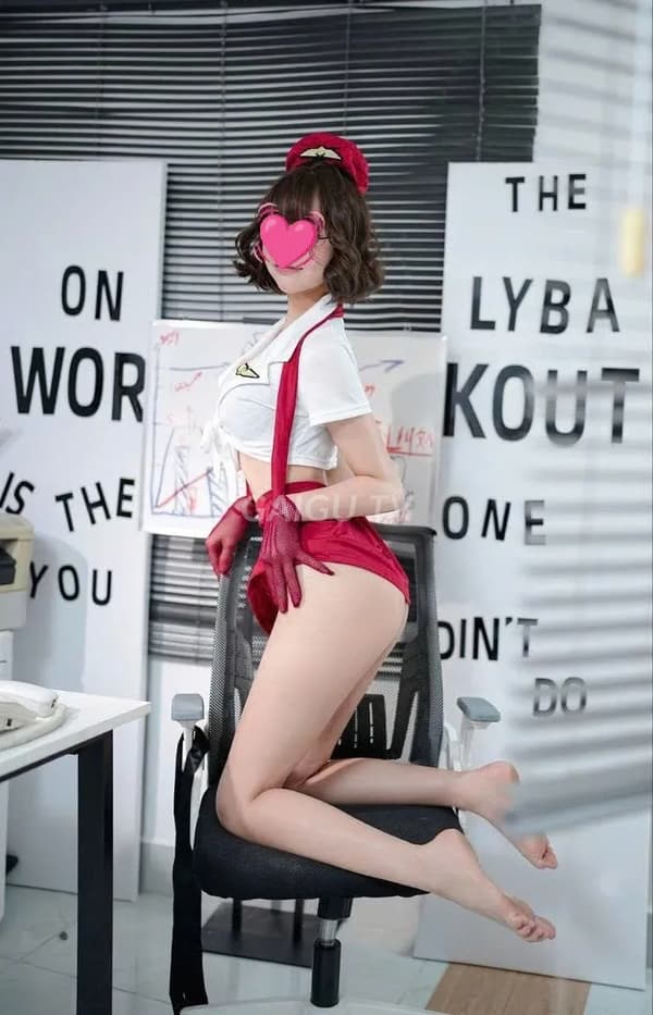 Cherry Baby mặt baby cực xinh, body nuột nà gợi cảm 2