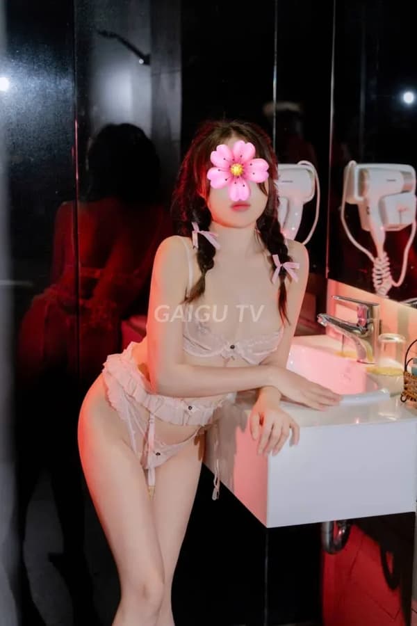 Girl dáng mình dây nhẹ nhàng phục vụ tình cảm chu đáo 8