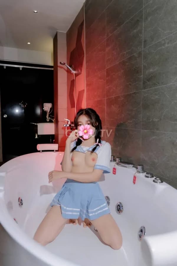 Girl dáng mình dây nhẹ nhàng phục vụ tình cảm chu đáo 14