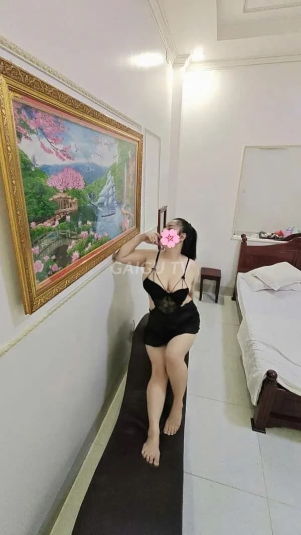 Thùy Linh Nha Trang 250k dáng ngon phục vụ nhiệt tình 12