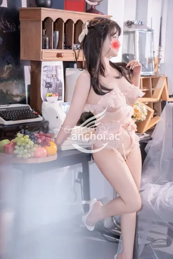 Nhi dáng người chuẩn đẹp mông căng phục vụ tận tình ngoan ngoãn 4
