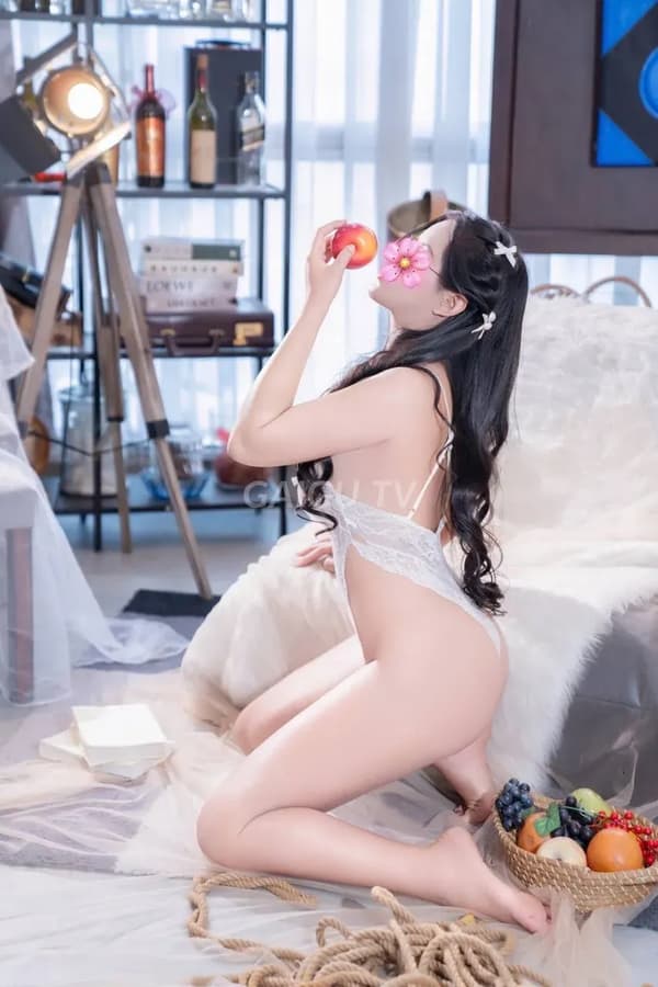 Bối Bối Siêu Dâm Dễ Thương Nhiệt Tình – Quận 9, Sài Gòn, BJ, HJ, 18 tuổi, 700k 15