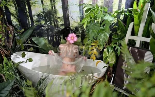 Em nhẹ nhàng nữ tính đầy đam mê Hân 3