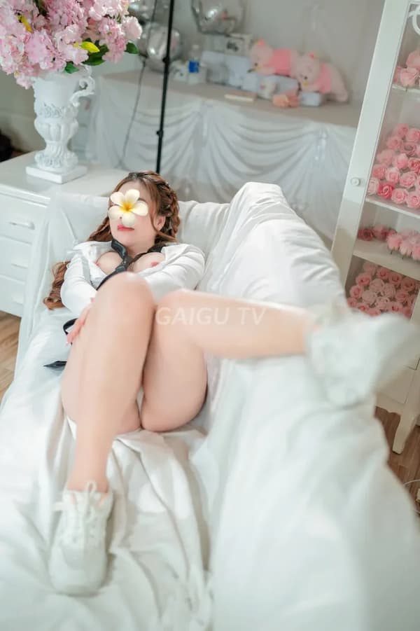 Phương Anh nồng nhiệt như người yêu, chiều khách ngoan ngoãn 14