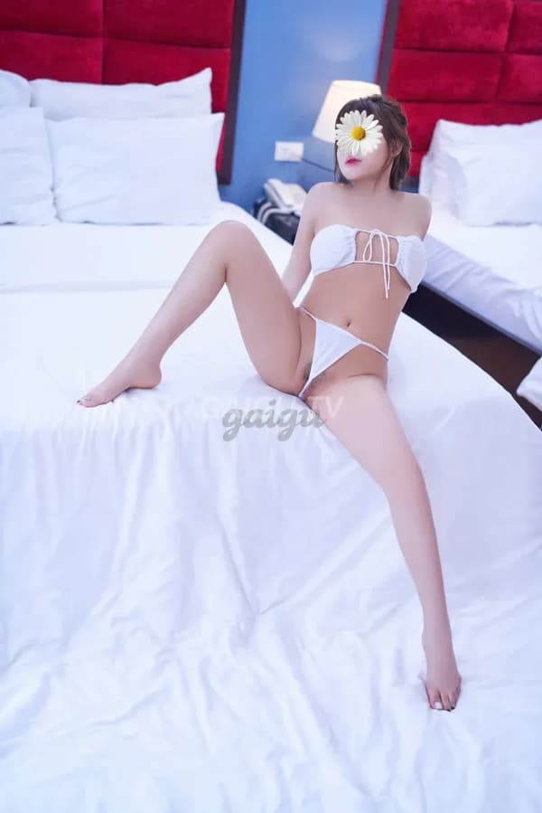 PHƯƠNG HÂN SIÊU PHẨM GÁI XINH NON BODY Thanh Xuân – 400k/shot 13