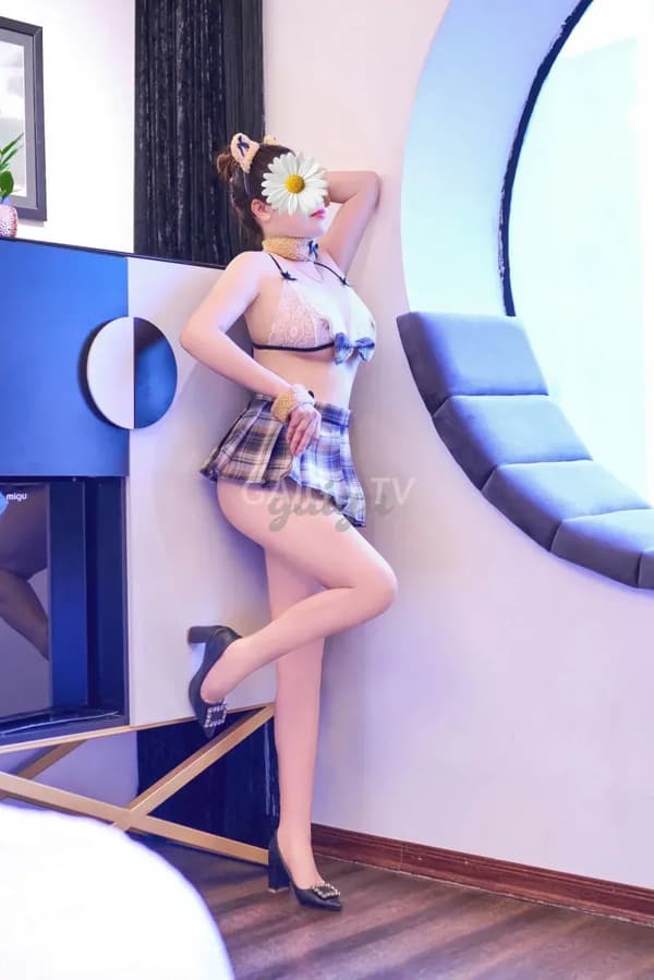Em Mátxa và xinh tươi dịu dàng phục vụ nhẹ nhàng như người yêu 17