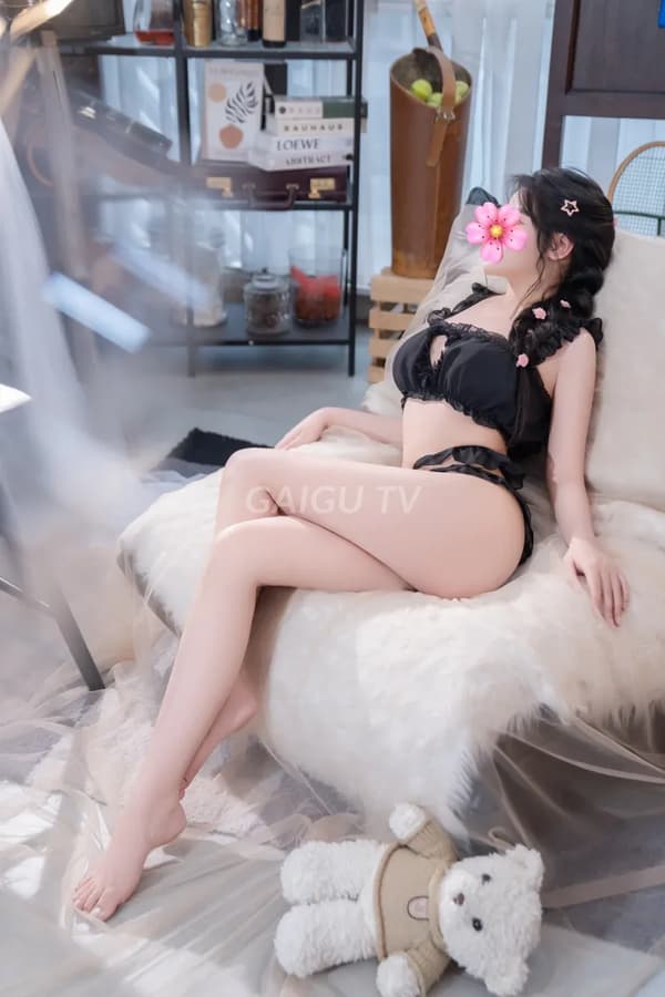 Linh Chi 2k6 – gái gọi Quận 8 giá 700k, BJ, HJ, 20 tuổi 13
