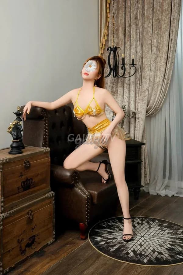 Ngọc Hân Long Biên 300k body nóng bỏng 31 tuổi 5