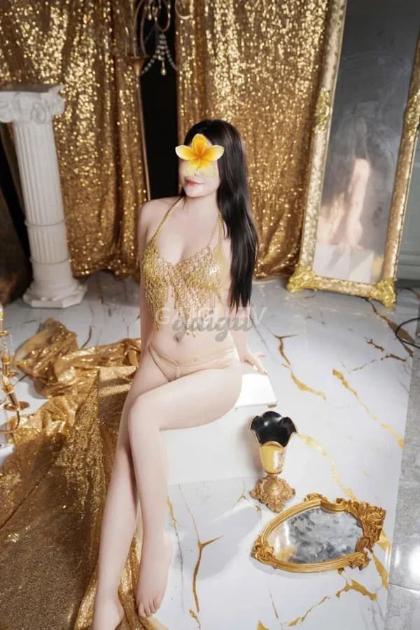 Linh Nhi:Thiếu nữ Sexy – Long Biên, Hà Nội, BJ, 69, 31 tuổi, 350k 8