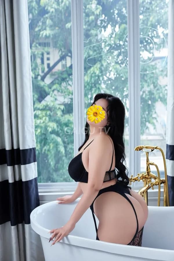Ngọc Oanh xinh lung linh tại Trảng Bom 250k 3