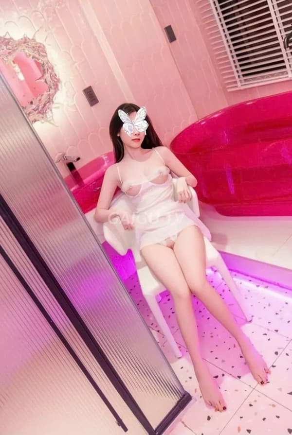 Cherry Face Xinh Body Đep Và Rất Cao Quận 8 điểm 10.0 – 1.600k/shot 3
