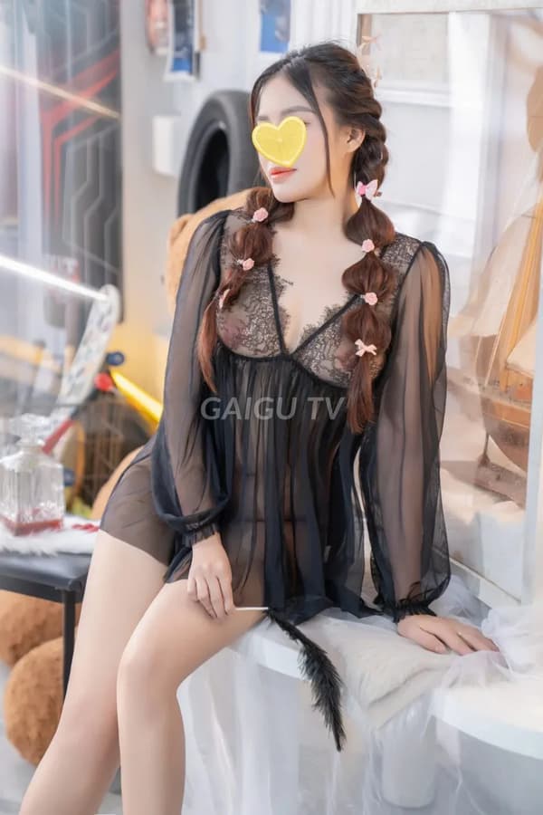 Huế An mặt xinh hay cười phục vụ nhiệt tình 7