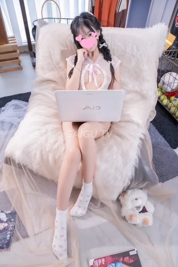 Linh Lan bé 18 teen ngọt ngào Quận 9 chỉ 600k 11