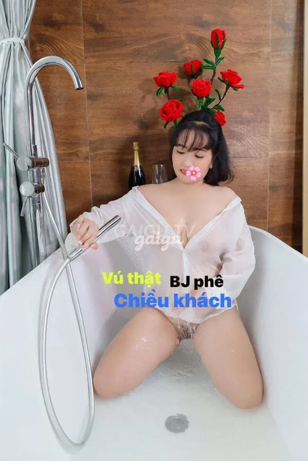 Kỳ Kỳ dâm đãng Ninh Kiều 200k 17