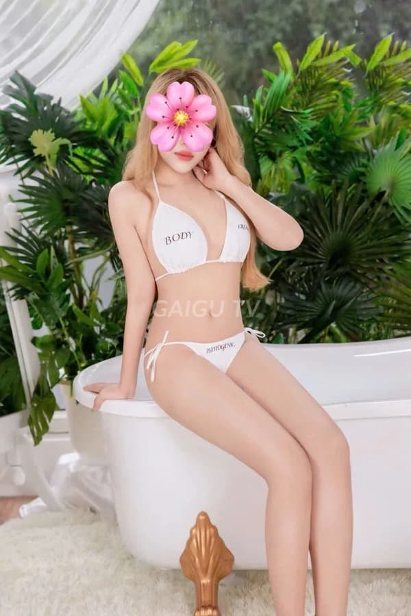Ngọc ruby, chiều khách như người yêu Bình Tân – 350k/shot 15