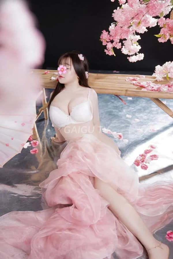 Mỡ Quận 9 Sài Gòn 300k bú liếm siêu đã 6