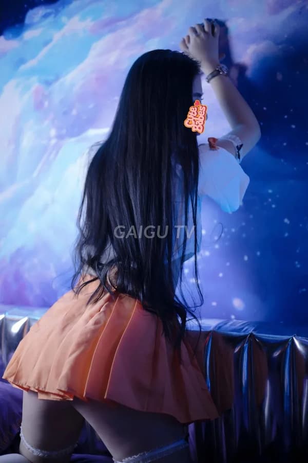 Kỳ Kỳ nhiệt tình chiều khách hết mình 13