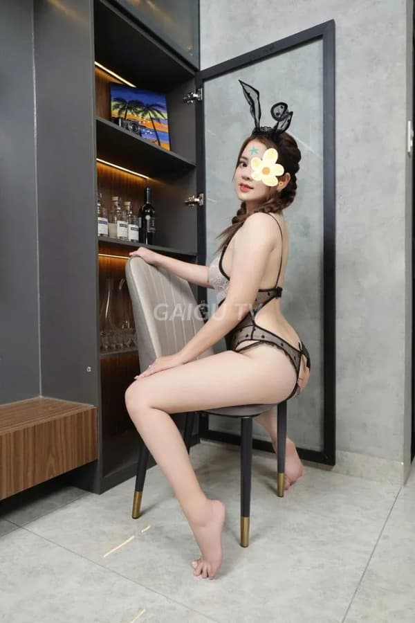 QUỲNH MY 400k Sơn Trà – BJ · HJ · 31 tuổi 11