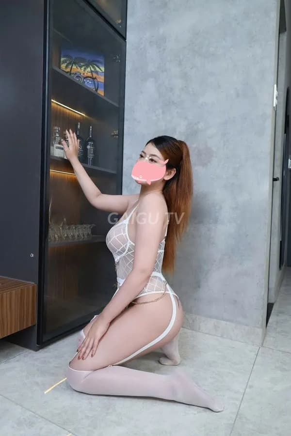 Ái Ngọc Bến Cát Bình Dương 300k 8
