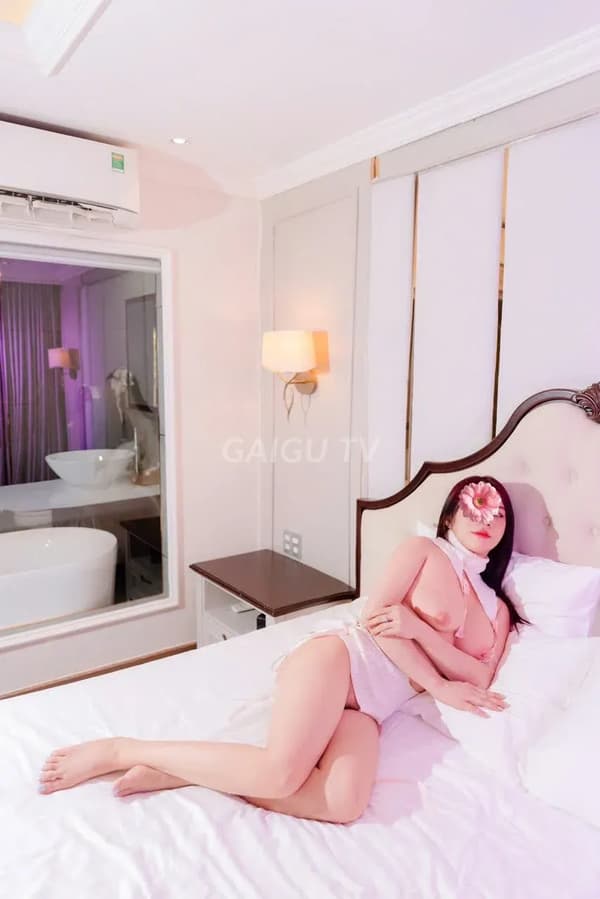 Khánh Ngọc Sexy dâm thần – gái gọi Quận 10 giá 500k, BJ, HJ, 34 tuổi 9