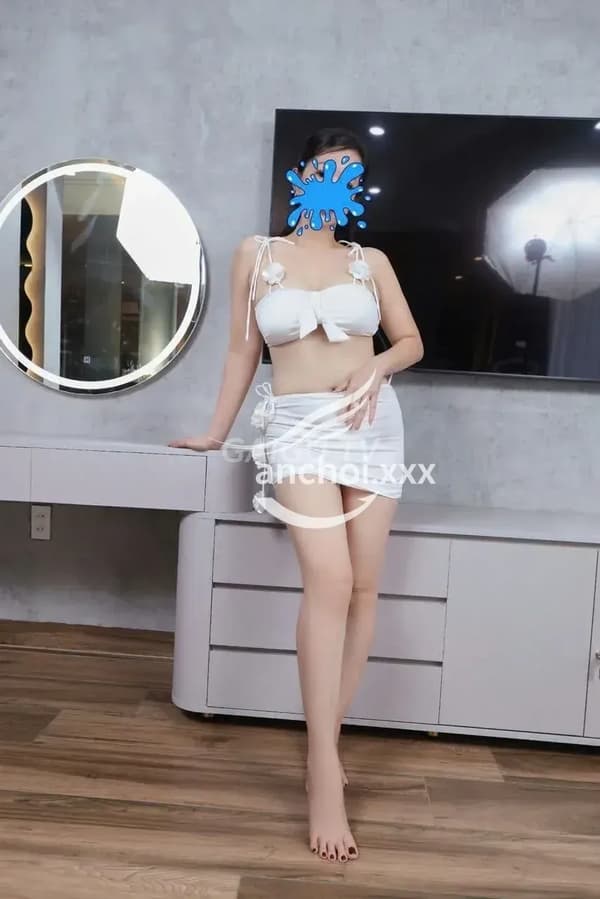 Hà Phương dáng thon vú vừa xinh mặt ưa nhìn nhiệt tình phục vụ 14