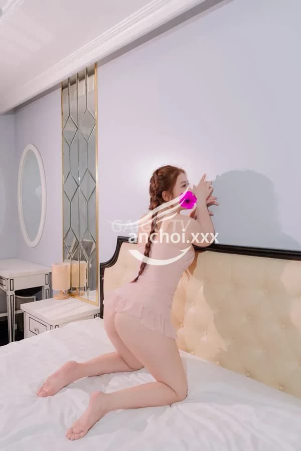 Bé Miền Tây xinh dâm mông cong vú to nhẹ nhàng như người yêu 4